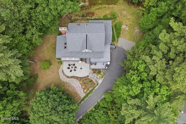47 Olde Coach Road, Lake George, NY 12824