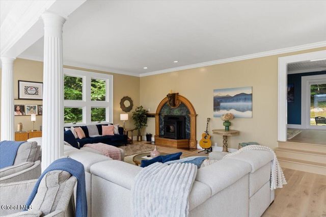 47 Olde Coach Road, Lake George, NY 12824