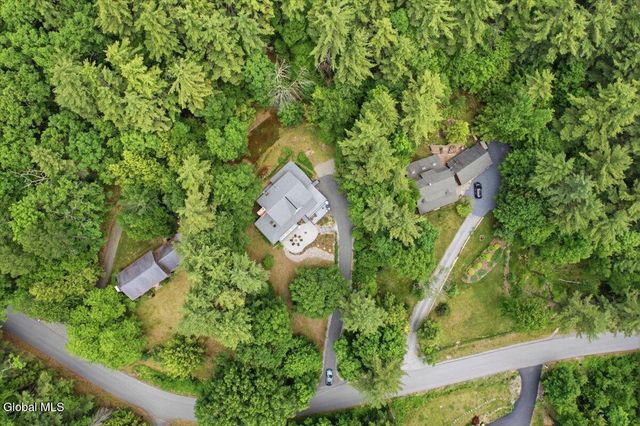 47 Olde Coach Road, Lake George, NY 12824