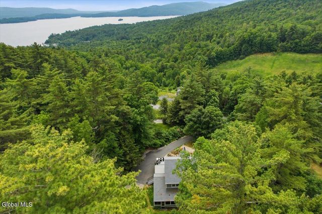 47 Olde Coach Road, Lake George, NY 12824