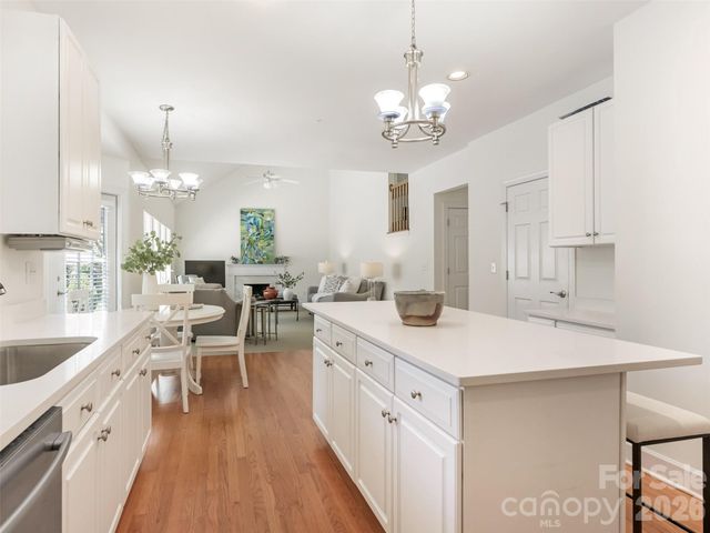 6534 Summertree Lane, Charlotte, NC 28270