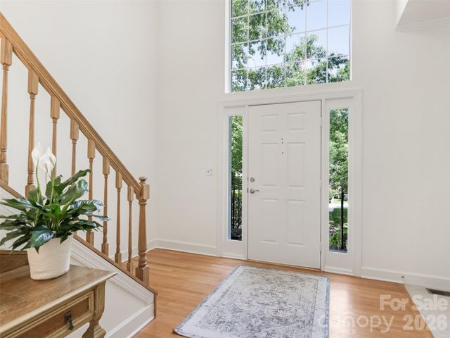 6534 Summertree Lane, Charlotte, NC 28270