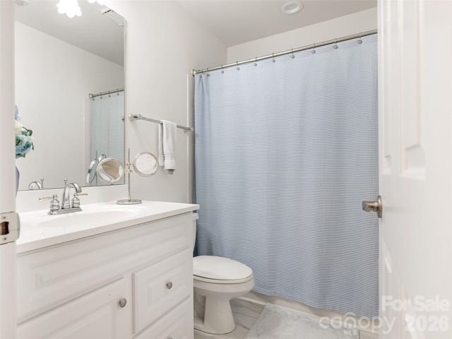 6534 Summertree Lane, Charlotte, NC 28270