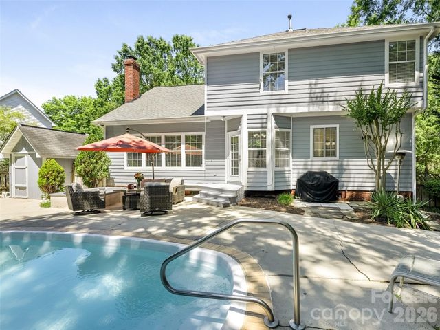 6534 Summertree Lane, Charlotte, NC 28270