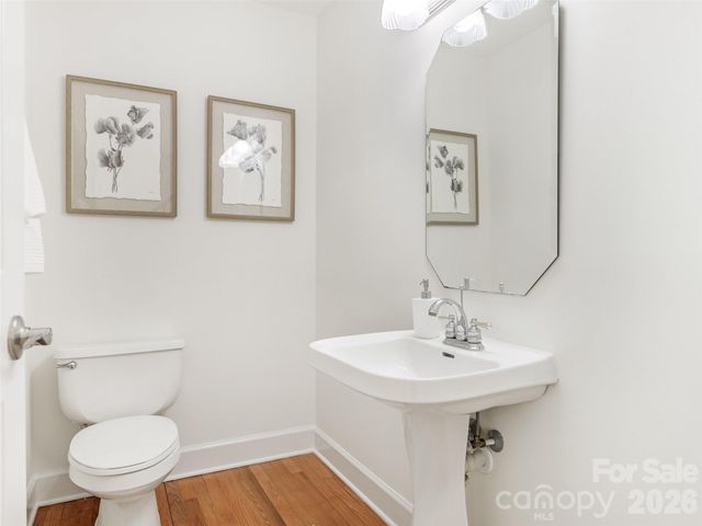 6534 Summertree Lane, Charlotte, NC 28270