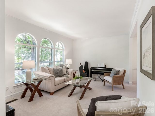 6534 Summertree Lane, Charlotte, NC 28270