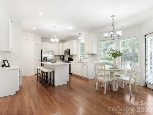 6534 Summertree Lane, Charlotte, NC 28270