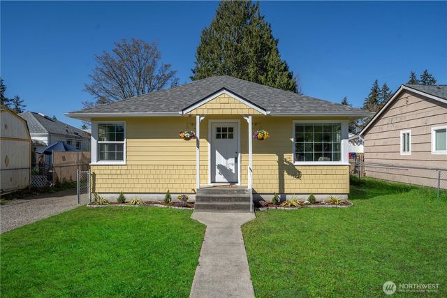 815 119th Street S, Tacoma, WA 98444