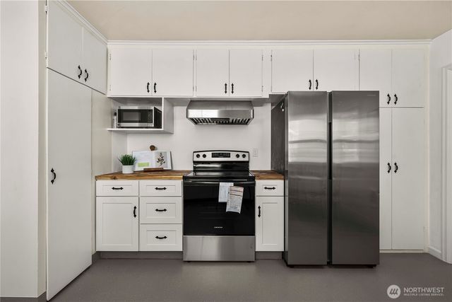 815 119th Street S, Tacoma, WA 98444