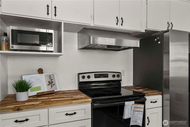 815 119th Street S, Tacoma, WA 98444