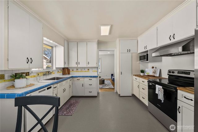 815 119th Street S, Tacoma, WA 98444