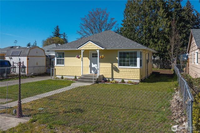 815 119th Street S, Tacoma, WA 98444