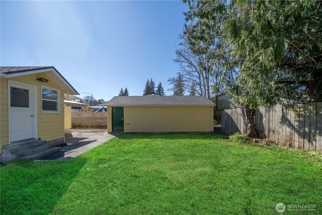 815 119th Street S, Tacoma, WA 98444