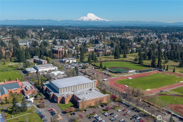 815 119th Street S, Tacoma, WA 98444