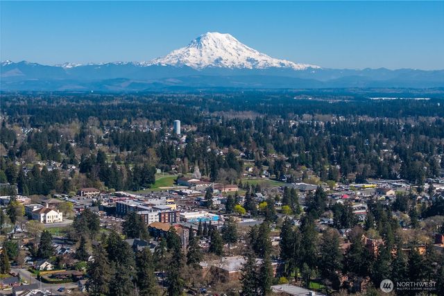 815 119th Street S, Tacoma, WA 98444