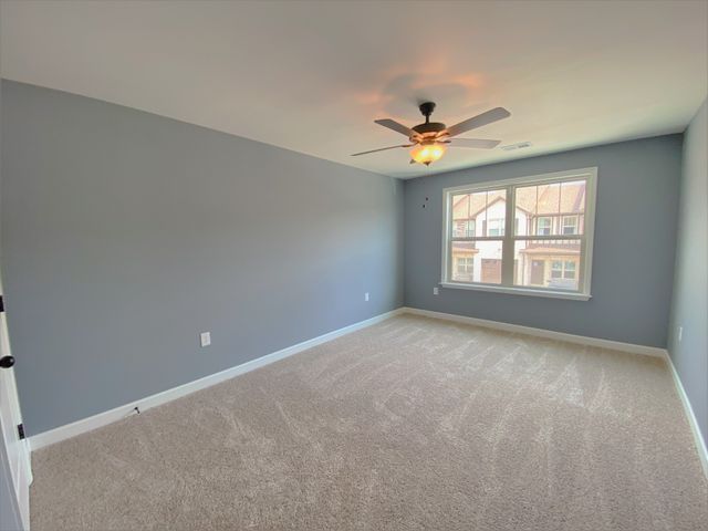 1204 Villa Cir, Lebanon, TN 37090