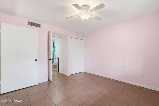 246 S Paseo Pena, Green Valley, AZ 85614