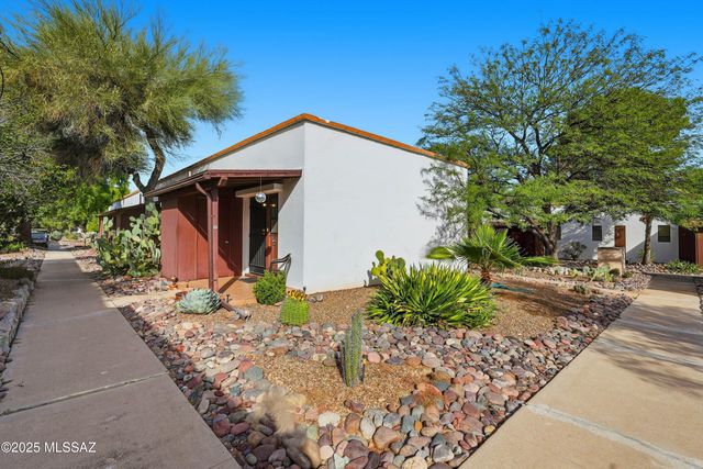 246 S Paseo Pena, Green Valley, AZ 85614