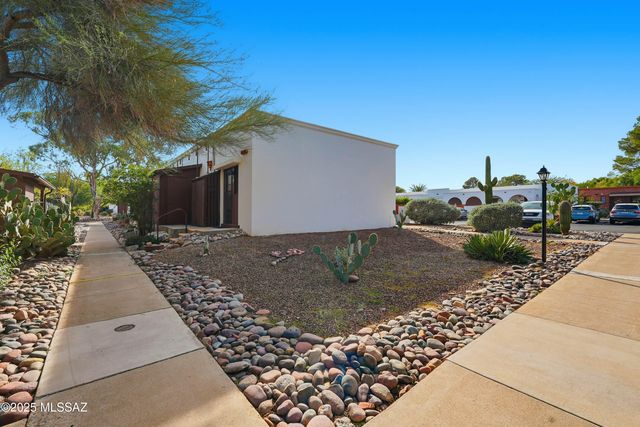 246 S Paseo Pena, Green Valley, AZ 85614