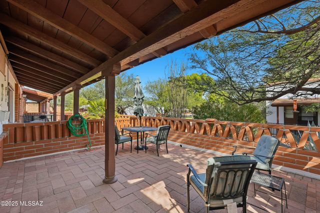 246 S Paseo Pena, Green Valley, AZ 85614