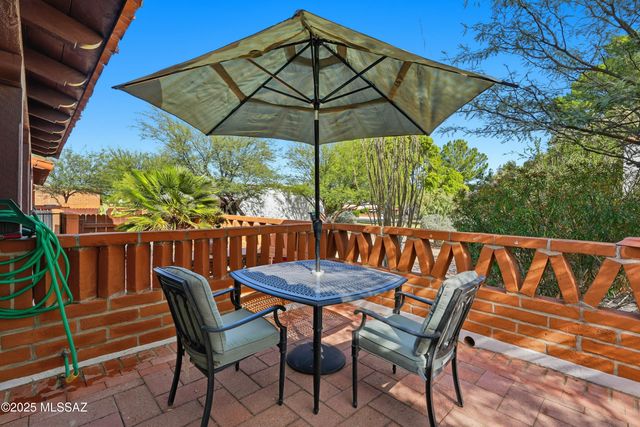 246 S Paseo Pena, Green Valley, AZ 85614