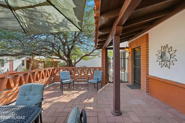 246 S Paseo Pena, Green Valley, AZ 85614