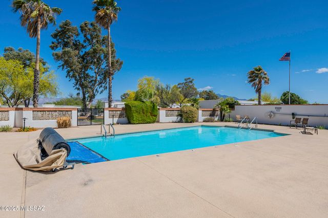 246 S Paseo Pena, Green Valley, AZ 85614