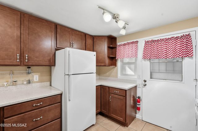 246 S Paseo Pena, Green Valley, AZ 85614