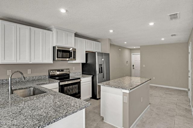 1640 KINSMAN Avenue, Jacksonville, FL 32221