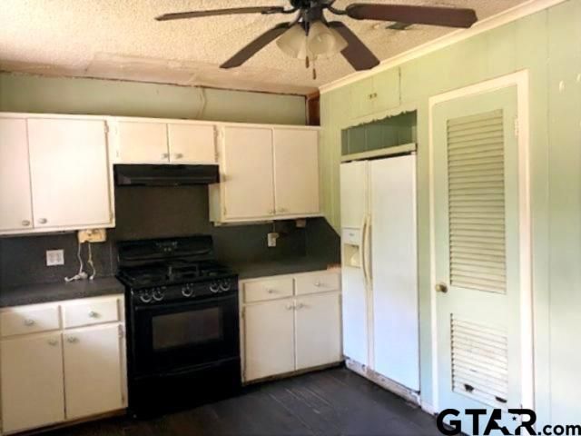 100 Thunderbird Drive, Athens, TX 75751