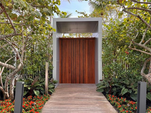 1000 S Pointe Dr 308, Miami Beach, FL 33139