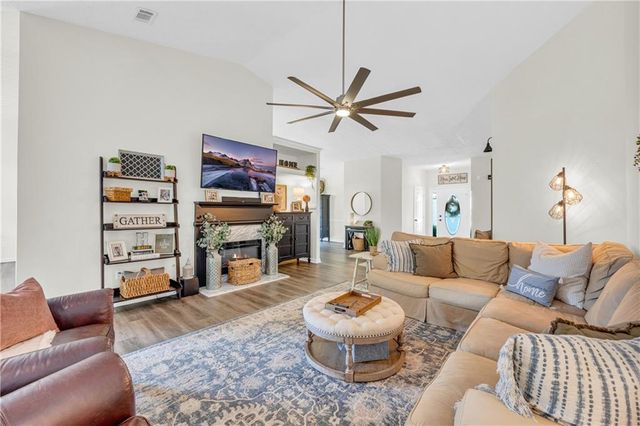 1525 Keystone Drive, Suwanee, GA 30024