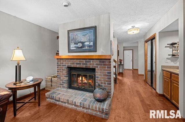 1120 TERRACE PARK Drive, Bettendorf, IA 52722