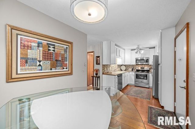 1120 TERRACE PARK Drive, Bettendorf, IA 52722