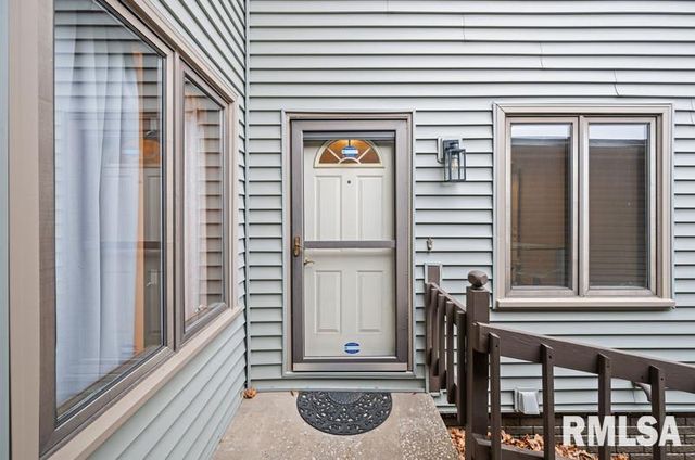 1120 TERRACE PARK Drive, Bettendorf, IA 52722