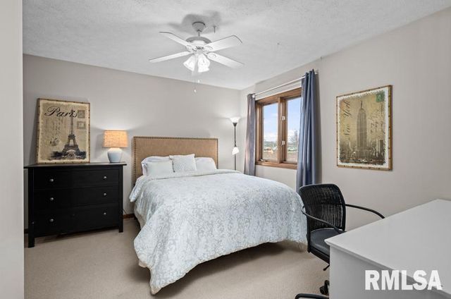 1120 TERRACE PARK Drive, Bettendorf, IA 52722