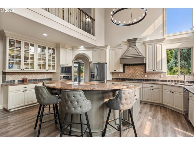 3603 Nw OREGON Ct, Camas, WA 98607