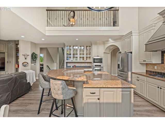 3603 Nw OREGON Ct, Camas, WA 98607