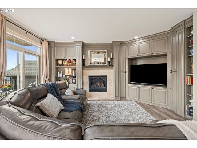 3603 Nw OREGON Ct, Camas, WA 98607