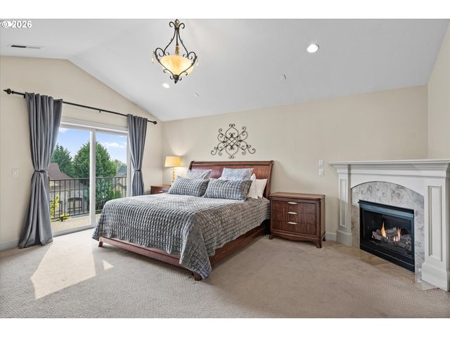 3603 Nw OREGON Ct, Camas, WA 98607