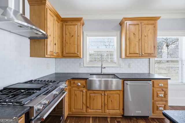 1460 Mineral Springs Road, Hoschton, GA 30548