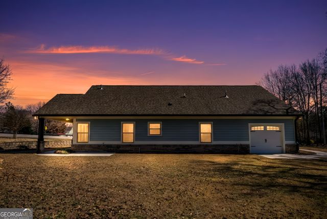 1460 Mineral Springs Road, Hoschton, GA 30548