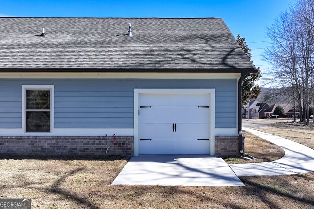 1460 Mineral Springs Road, Hoschton, GA 30548