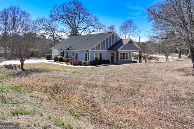1460 Mineral Springs Road, Hoschton, GA 30548