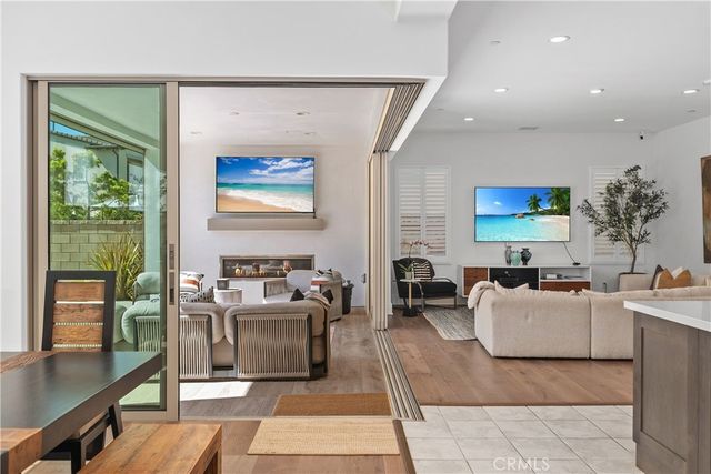 17311 Cobblestone Lane, Huntington Beach, CA 92649