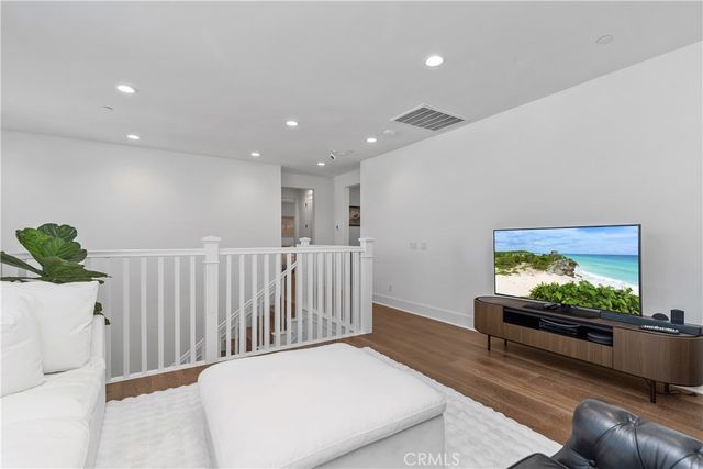 17311 Cobblestone Lane, Huntington Beach, CA 92649