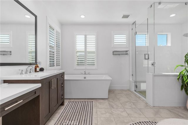 17311 Cobblestone Lane, Huntington Beach, CA 92649