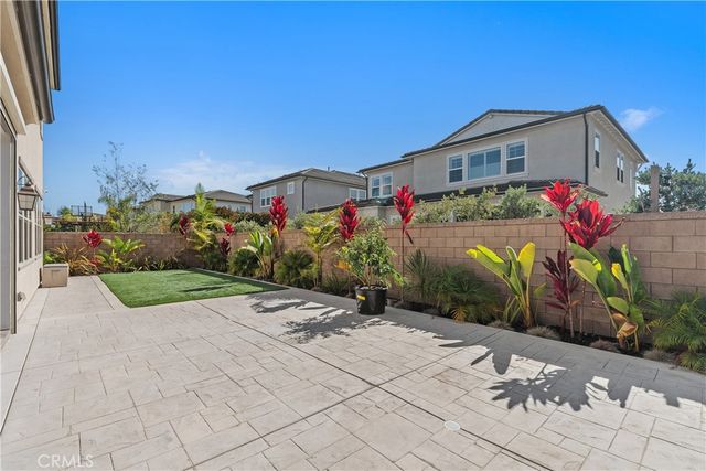 17311 Cobblestone Lane, Huntington Beach, CA 92649