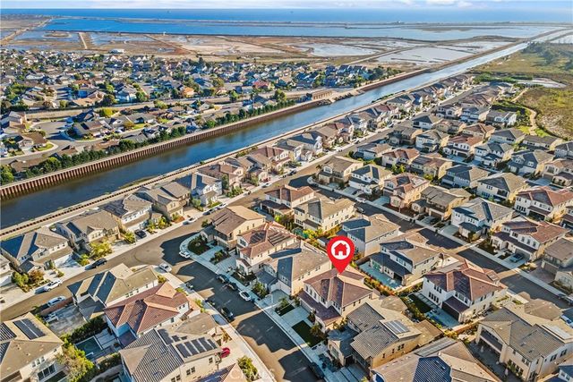 17311 Cobblestone Lane, Huntington Beach, CA 92649
