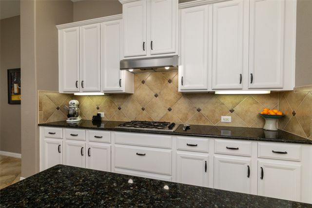 1951 Lewis Crossing Drive, Keller, TX 76248